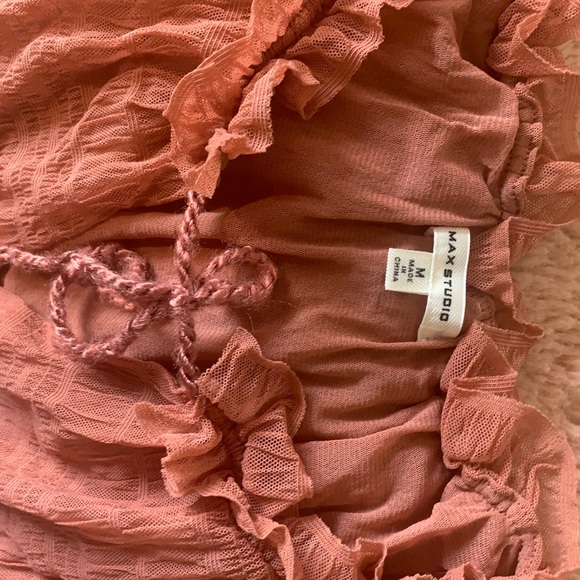 MAX STUDIO- size med - Sleeveless Top -women’s - Picture 3 of 6